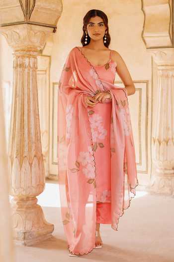 Bannhi By Priyanka Rathore Floral Print Kurta Set 