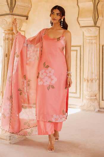 Shop Bannhi By Priyanka Rathore Peach Kota Doria Embroidery Scoop Neck Floral Print Kurta Set Online at Aza Fashions Shop_Bannhi By Priyanka Rathore_Peach Kota Doria Embroidery Scoop Neck Floral Print Kurta Set _Online_at_Aza_Fashions