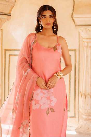 Shop Bannhi By Priyanka Rathore Peach Kota Doria Embroidery Scoop Neck Floral Print Kurta Set Shop_Bannhi By Priyanka Rathore_Peach Kota Doria Embroidery Scoop Neck Floral Print Kurta Set