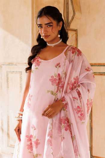 Shop Bannhi By Priyanka Rathore Pink Kota Doria Embroidery Scoop Neck Floral Print Kurta Set Online at Aza Fashions Shop_Bannhi By Priyanka Rathore_Pink Kota Doria Embroidery Scoop Neck Floral Print Kurta Set _Online_at_Aza_Fashions