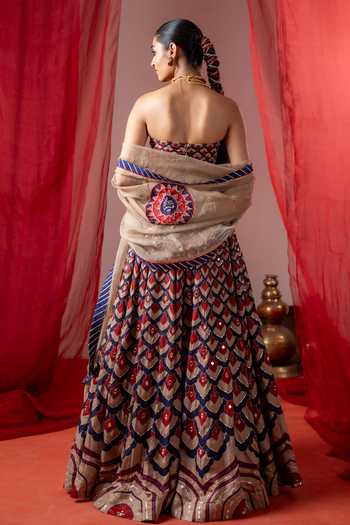 Baise Gaba Kalshi Scallop Embroidered Blouse 