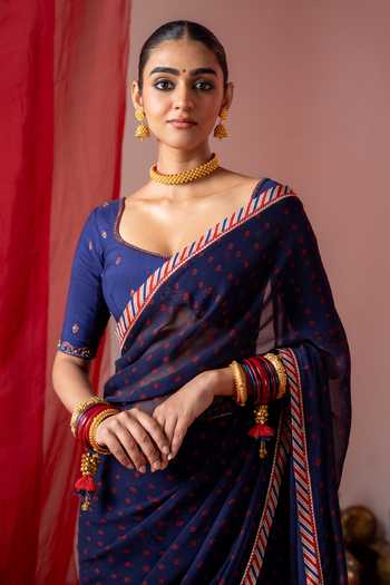 Baise Gaba_Blue Chiffon, Muslin Round Neelam Printed Saree With Unstitched Blouse Piece _Online_at_Aza_Fashions