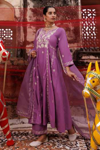 Shop Bannhi By Priyanka Rathore Purple Cotton Gota Patti V-neck Embroidered Anarkali Set Online at Aza Fashions Shop_Bannhi By Priyanka Rathore_Purple Cotton Gota Patti V-neck Embroidered Anarkali Set _Online_at_Aza_Fashions