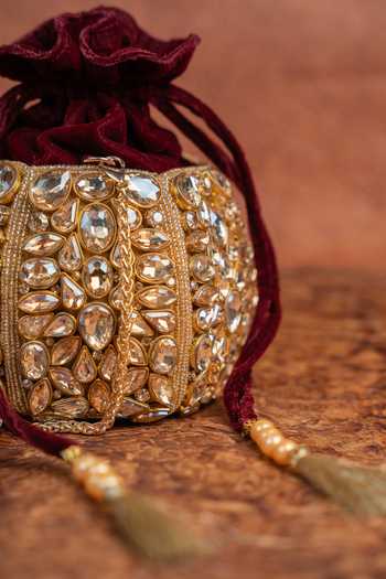 Buy_Nayaab By Sonia_Gold Beads, Stones, Mirrors, Tassels Kundan Work Silk Potli Bag And Chain 