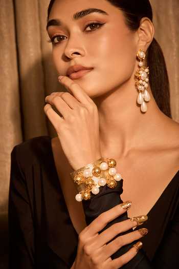 Buy_Mnsh_White Pearls Audrey Halo Cuff Bracelet _Online_at_Aza_Fashions