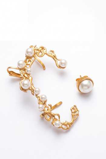 Buy_Mnsh_White Pearls Rosette Ear Cuffs _Online_at_Aza_Fashions