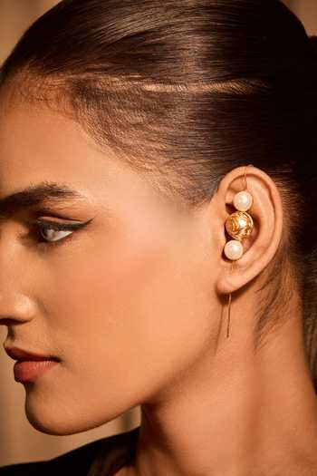 Mnsh Rosette Ear Cuffs 