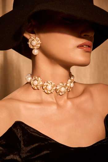 Buy_Mnsh_White Pearls Audrey Grace Embellished Choker _Online_at_Aza_Fashions