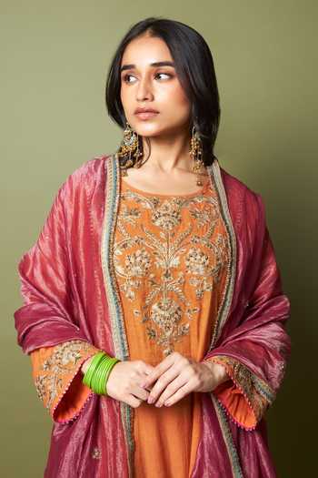 Shop_Pants And Pajamas_Orange Chanderi Embroidery, Zari Round Neck Ratnashree Kurta Set 