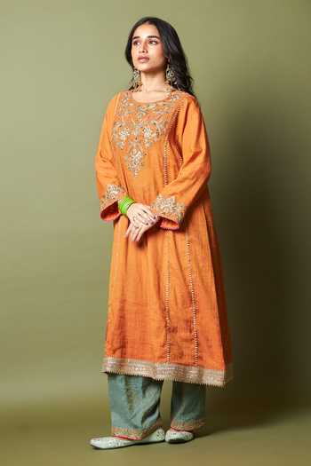 Pants And Pajamas_Orange Chanderi Embroidery, Zari Round Neck, Yes Ratnashree Kurta _Online_at_Aza_Fashions