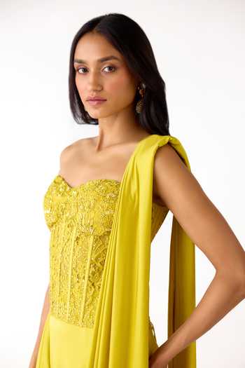 Basanti Kapde aur Koffee_Lime Lycra Beads Sweetheart Neck Embroidered Blouse And Draped Saree Set _at_Aza_Fashions