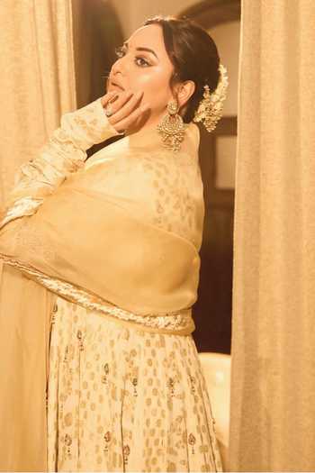 Itrh_Ivory Georgette, Brocade, Organza Embroidery, Zari Noor-e-zari Anarkali Set _Online_at_Aza_Fashions