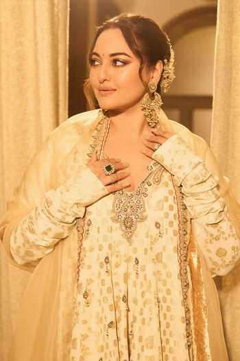 Buy_Itrh_Ivory Georgette, Brocade, Organza Embroidery, Zari Noor-e-zari Anarkali Set 