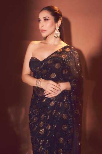 Itrh_Black Net Sequins Sweetheart Neck Polka Dottie Pre-draped Saree Blouse Set _Online_at_Aza_Fashions