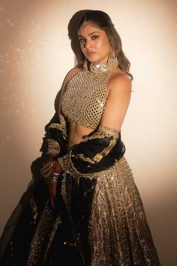 Buy_Itrh_Gold Organza, Net Mirrors, Gota Patti High Kasturi Wagh Embellished Lehenga Set 