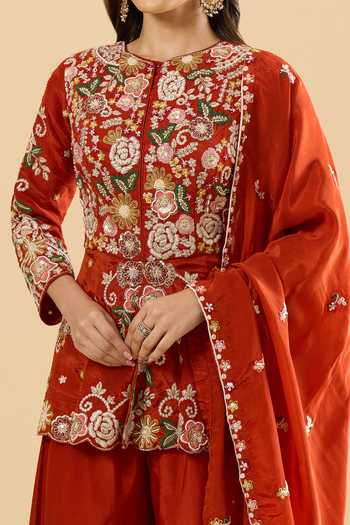 Samyukta Singhania_Orange Silk Embroidery Round Neck, Yes Peplum Kurta Set _at_Aza_Fashions