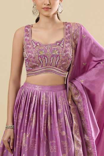 Samyukta Singhania_Purple Jacquard Floral Motif Lehenga Set _at_Aza_Fashions