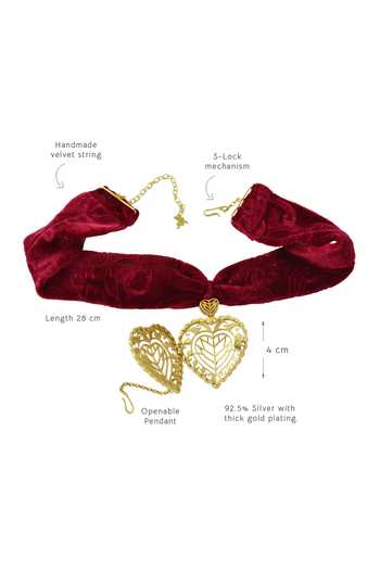 Manner_Gold Plated Rakaan Heart Carved Choker _Online_at_Aza_Fashions