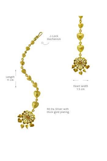 Manner_Gold Plated Chains Rakaan Heart Maang Tikka _Online_at_Aza_Fashions