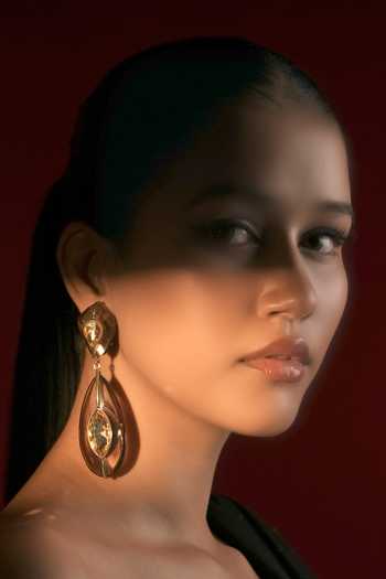 Bijoux By Priya Chandna_Gold Plated Crystals Sol Embellished Drop Earrings _Online_at_Aza_Fashions