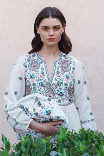 Shruti Sancheti_White Embroidery V-neck Paisley Tiered Maxi Dress _Online_at_Aza_Fashions