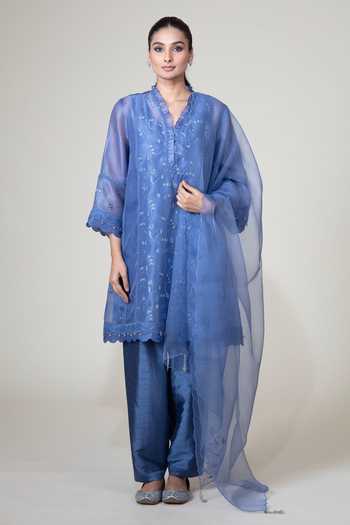 Buy_Bunka_Blue Organza Embroidery V-neck Farida Kurta Set _Online_at_Aza_Fashions