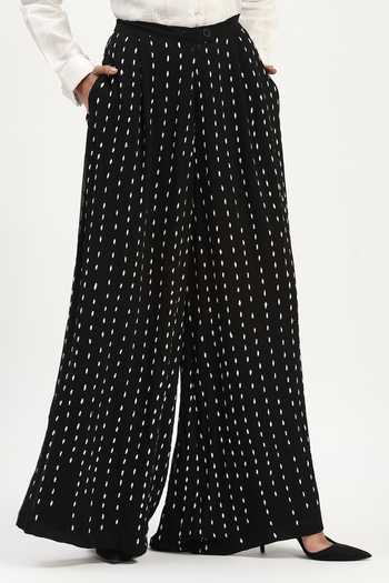 Shop Abraham And Thakore Black Georgette Embroidery Ombre Stab Stitch Trouser Online at Aza Fashions Shop_Abraham And Thakore_Black Georgette Embroidery Ombre Stab Stitch Trouser _Online_at_Aza_Fashions