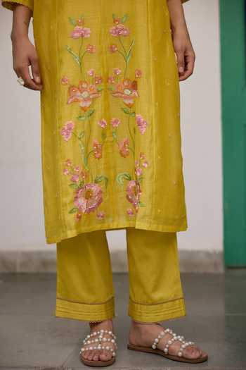 Buy_Beige_Yellow Chanderi, Cotton Satin Embroidery, Sequins, Beads, Mul Kurta Set _Online_at_Aza_Fashions
