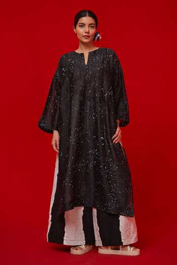 Stoique_Black Silk, Chanderi Split V-neck Seek Splatter Print Tunic _at_Aza_Fashions