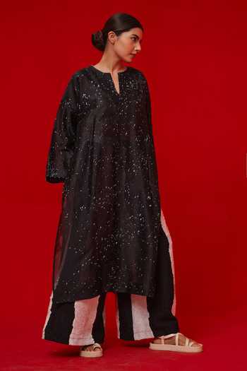 Buy_Stoique_Black Silk, Chanderi Split V-neck Seek Splatter Print Tunic 