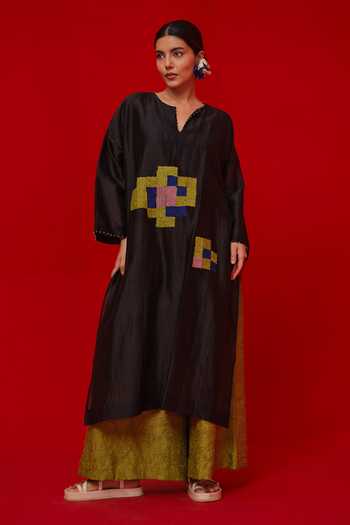 Buy_Stoique_Black Silk, Chanderi Embroidery Split V-neck Trace Tunic 