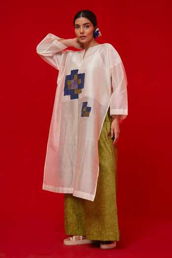 Shop_Stoique_Ivory Silk, Chanderi Patchwork Split V-neck Grace Embroidered Tunic _Online_at_Aza_Fashions