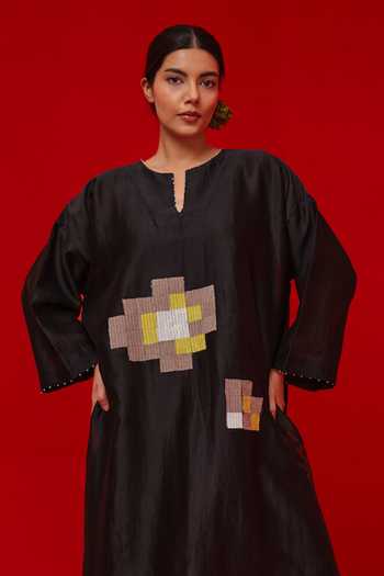 Stoique_Black Silk, Chanderi Embroidery Split V-neck Trace Tunic _Online_at_Aza_Fashions