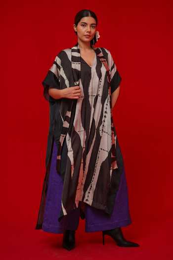 Stoique_Black Satin V-neck Discover Stripe Print Kaftan _at_Aza_Fashions