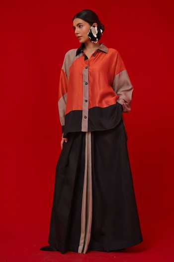 Shop_Stoique_Black Silk Mist Plain Skirt _Online_at_Aza_Fashions