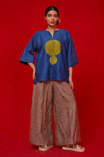 Stoique_Blue Silk Applique Split V-neck Textured Crushed Top _at_Aza_Fashions