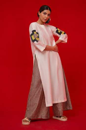 Buy_Stoique_Black Silk, Cotton Embroidery Round Neck Union Tunic 