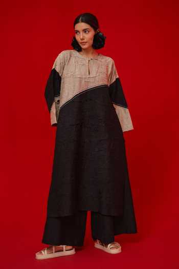 Shop_Stoique_Black Silk Keyhole Neck Salt Abstract Pattern Tunic _Online_at_Aza_Fashions