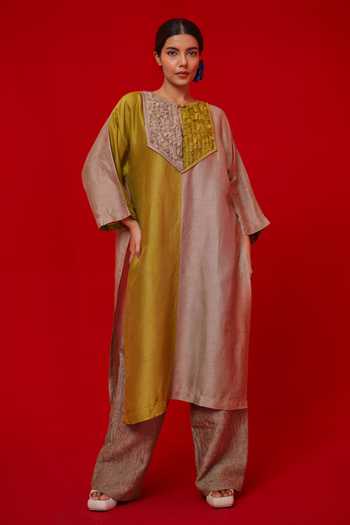Buy_Stoique_Green Silk Embroidery Round Neck Opal Yoke Mysore Tunic _Online_at_Aza_Fashions