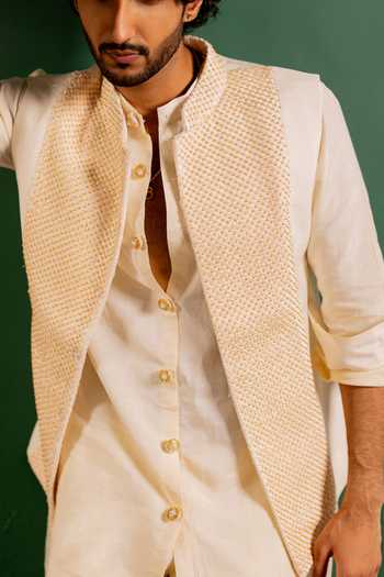 Buy 17:17 By Simmi Saboo Ivory Beads Panelled Bundi Kurta Set Online at Aza Fashions Buy_17:17 By Simmi Saboo_Ivory Beads Panelled Bundi Kurta Set _Online_at_Aza_Fashions