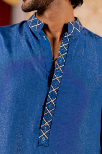 Buy_17:17 By Simmi Saboo_Blue Embroidery, Sequins, Zari Patchwork Solid Shimmer Kurta 