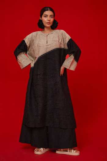 Shop_Stoique_Black Halo Colorblock Scarf _Online_at_Aza_Fashions
