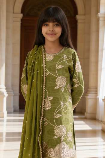 Buy_FAYON KIDS_Green Georgette, Brocade, Lycra Embroidery, Zari Floral Kurta Set _Online_at_Aza_Fashions