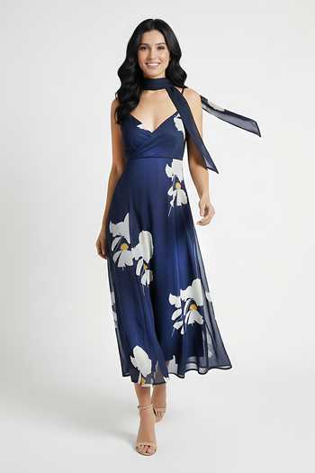 Buy_House Of Varada_Blue Crepe V-neck Floral Print Dress With Scarf _Online_at_Aza_Fashions