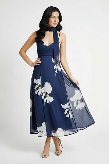 House Of Varada_Blue Crepe V-neck Floral Print Dress With Scarf _at_Aza_Fashions