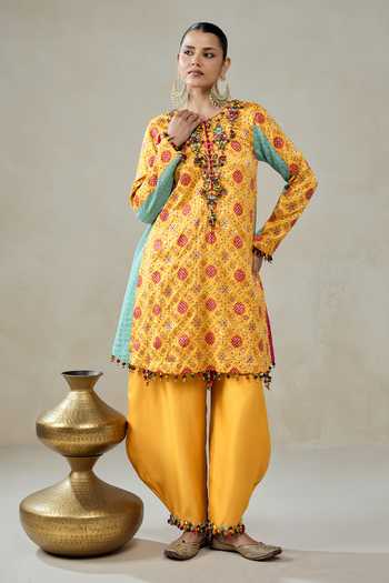 Buy_Nitika Gujral_Yellow Silk, Chanderi, Satin, Shantoon Beads, Tassels, Patola Print Kurta Set 