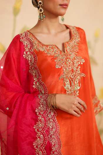 Buy_Pouli Pret_Orange Silk, Organza, Voile Embroidery, Zari V-neck, Yes Gazal Dori Kurta Set _Online_at_Aza_Fashions