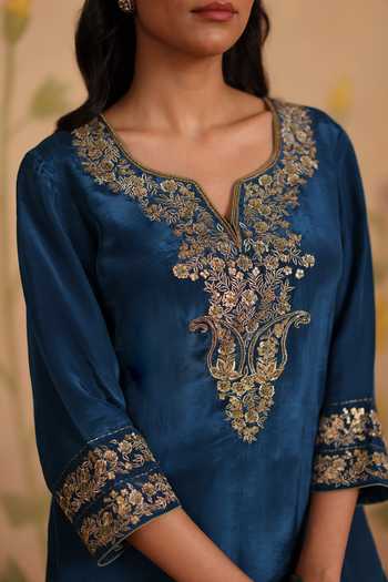 Shop Pouli Pret Blue Silk, Organza, Voile Embroidery, Zari V-neck Gazal Kurta Set Online at Aza Fashions Shop_Pouli Pret_Blue Silk, Organza, Voile Embroidery, Zari V-neck Gazal Kurta Set _Online_at_Aza_Fashions
