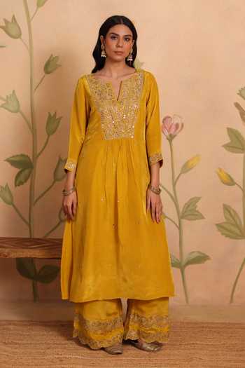 Pouli Pret_Yellow Silk, Organza, Voile Embroidery, Sequins, Zari, Mirrors Zohra Kurta Set _Online_at_Aza_Fashions