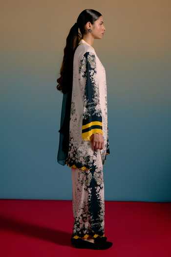 Shetab Kazmi_Ivory Cotton V-neck Nera Printed Kurta And Pant Set _Online_at_Aza_Fashions